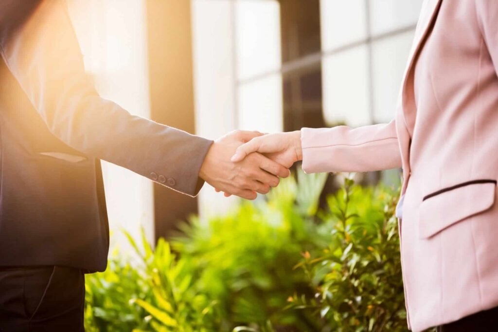 Partner with a Trusted Global Broker